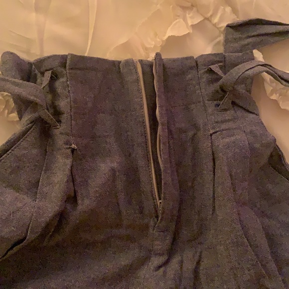 High Waist Shorts - Picture 4 of 4